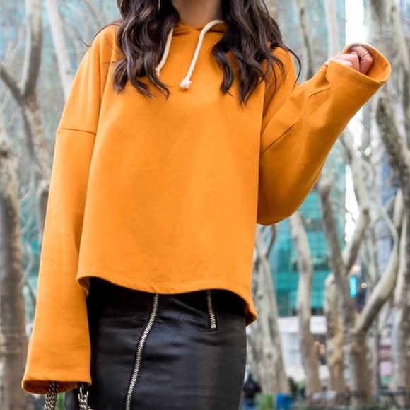 Zara Trafaluc - Cropped Pullover Hooded Sweatshirt 3253/015/800 | Small | Black - Picture 3 of 6